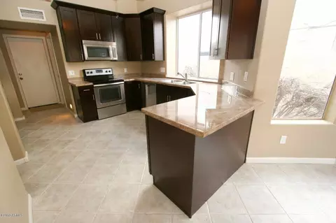 16632 S 37th Way, Phoenix, AZ 85048 photo 2