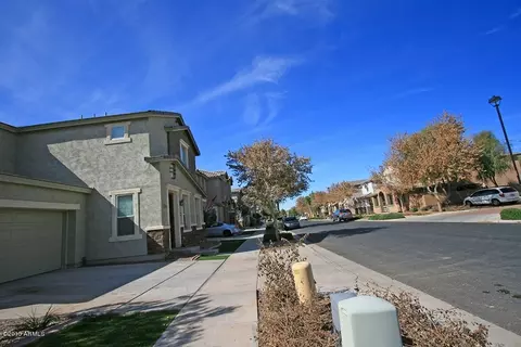 4293 E Oakland St, Gilbert, AZ 85295 photo 4