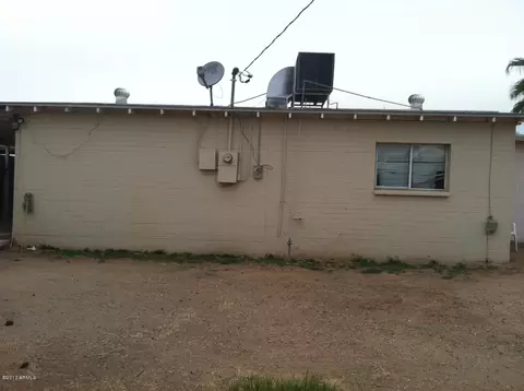 7757 W Weldon Ave, Phoenix, AZ 85033 photo 2