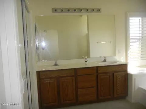 2583 E Brooks St, Gilbert, AZ 85296 photo 8