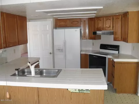 4233 E Tanglewood Dr, Phoenix, AZ 85048 photo 2