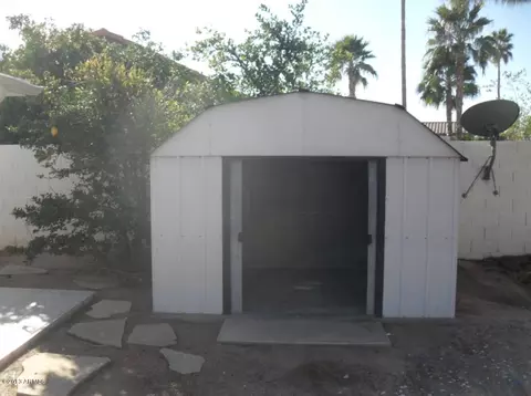 4233 E Tanglewood Dr, Phoenix, AZ 85048 photo 9