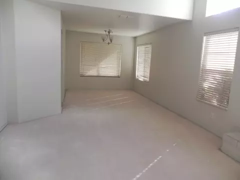 1433 W Shellfish Dr, Gilbert, AZ 85233 photo 5