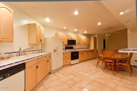 1825 E Beck Ln, Phoenix, AZ 85022 photo 27