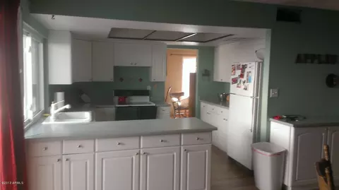 4131 W Evans Dr, Phoenix, AZ 85053 photo 3