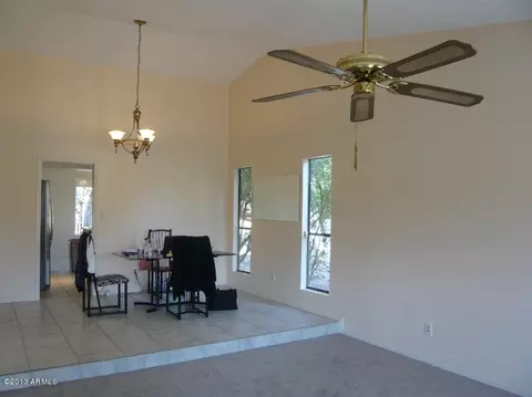 542 E Hackamore St, Mesa, AZ 85203 photo 11