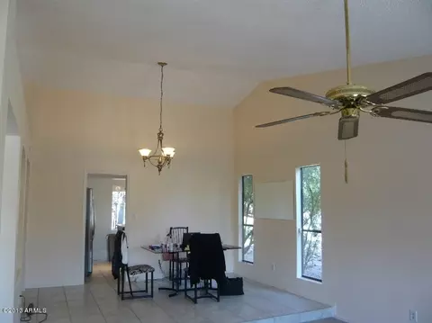 542 E Hackamore St, Mesa, AZ 85203 photo 10