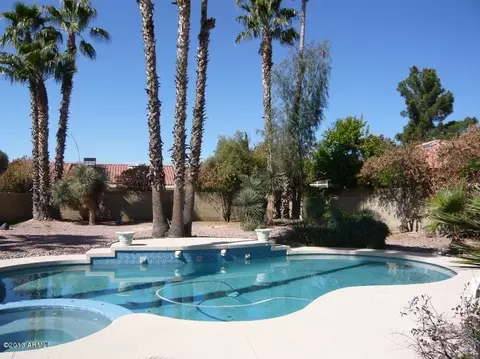 542 E Hackamore St, Mesa, AZ 85203 photo 3