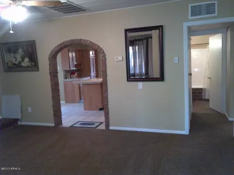 2621 E Fairmount Ave, Phoenix, AZ 85016 photo 5
