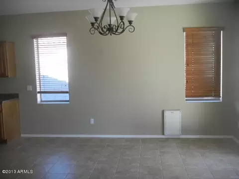1261 E Strawberry Dr, Gilbert, AZ 85298 photo 5