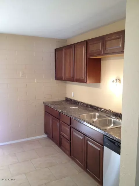 5719 N 37th Ave, Phoenix, AZ 85019 photo 6