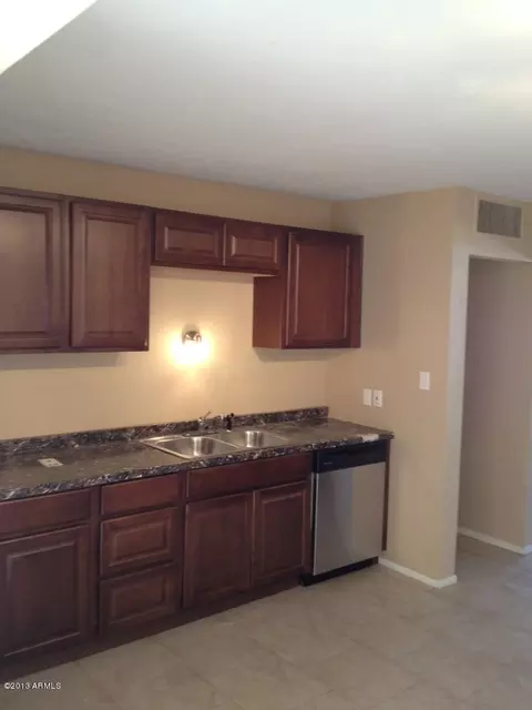 5719 N 37th Ave, Phoenix, AZ 85019 photo 2