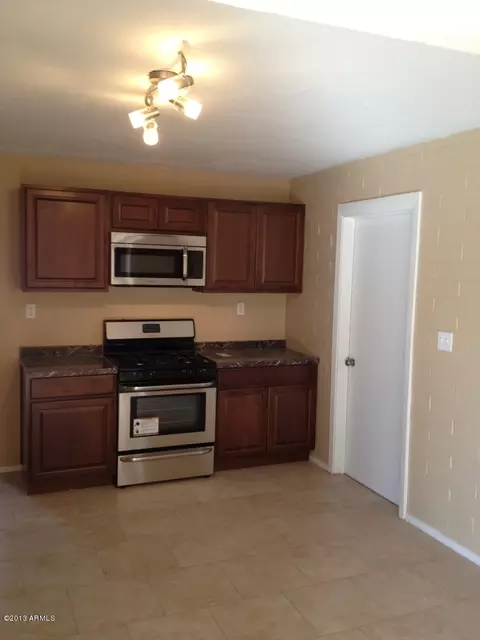5719 N 37th Ave, Phoenix, AZ 85019 photo 1