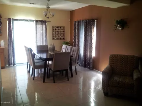 607 W Ian Dr, Phoenix, AZ 85041 photo 10
