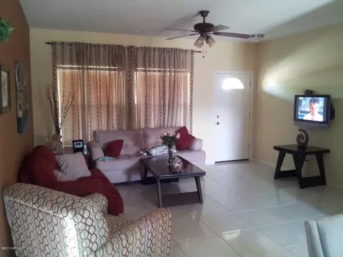 607 W Ian Dr, Phoenix, AZ 85041 photo 9