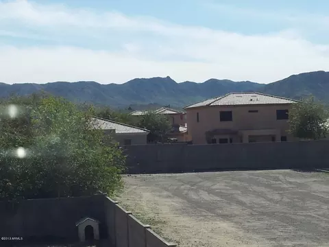 607 W Ian Dr, Phoenix, AZ 85041 photo 6