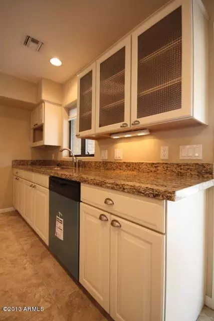 214 E Medlock Dr, Phoenix, AZ 85012 photo 13