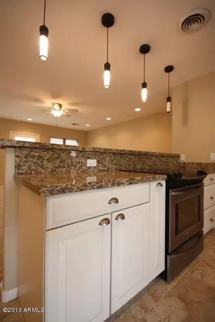 214 E Medlock Dr, Phoenix, AZ 85012 photo 12