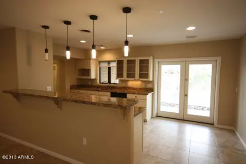 214 E Medlock Dr, Phoenix, AZ 85012 photo 8