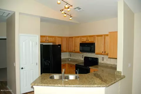 498 N Alder St, Gilbert, AZ 85233 photo 5