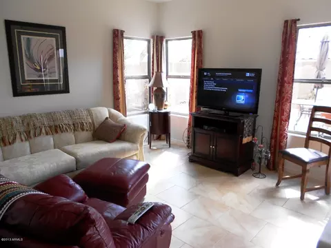 10061 E Capri Ave, Mesa, AZ 85208 photo 2
