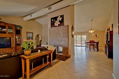 4225 E Redfield Rd, Phoenix, AZ 85032 photo 4