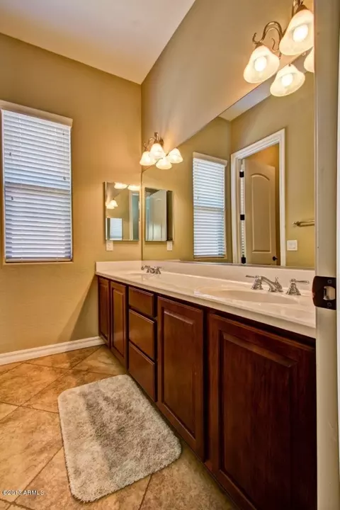 2556 E Lodgepole Dr, Gilbert, AZ 85298 photo 27