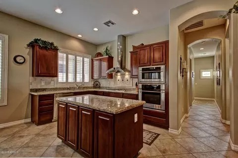 2556 E Lodgepole Dr, Gilbert, AZ 85298 photo 18