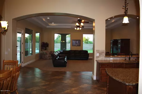 2789 E Ridgewood Ln, Gilbert, AZ 85298 photo 11