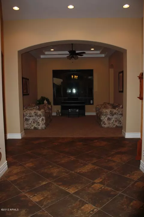 2789 E Ridgewood Ln, Gilbert, AZ 85298 photo 4