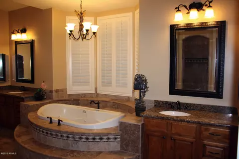 2789 E Ridgewood Ln, Gilbert, AZ 85298 photo 32