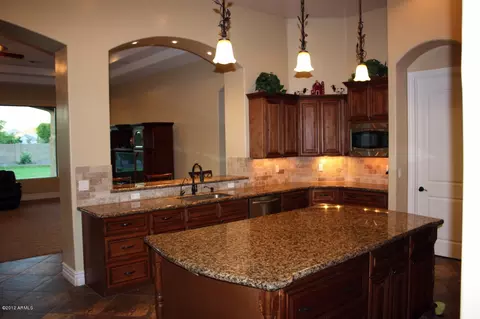 2789 E Ridgewood Ln, Gilbert, AZ 85298 photo 12