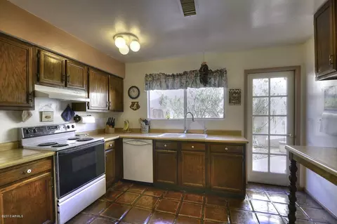 2178 E Sanos Dr, Tempe, AZ 85281 photo 5