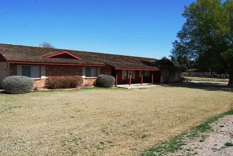 830 E Willis Rd, Chandler, AZ 85286 photo 1