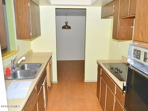 3222 W Evans Dr, Phoenix, AZ 85053 photo 4