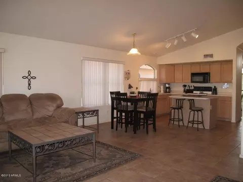 3918 E Douglas Loop, Gilbert, AZ 85234 photo 3