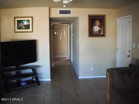 4221 E Vineyard Rd, Phoenix, AZ 85042 photo 5