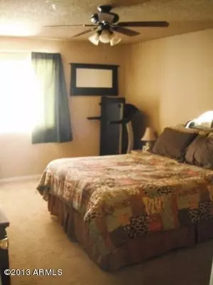 4221 E Vineyard Rd, Phoenix, AZ 85042 photo 6