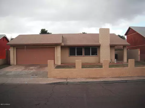 4221 E Vineyard Rd, Phoenix, AZ 85042 photo 1