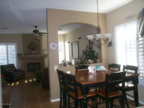 2353 E Robin Ln, Gilbert, AZ 85296 photo 3