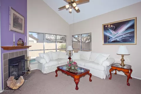 530 E Utopia Rd, Phoenix, AZ 85024 photo 2