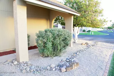 4018 W Harmont Dr, Phoenix, AZ 85051 photo 5