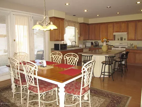 4475 S Inez Ct, Gilbert, AZ 85297 photo 8