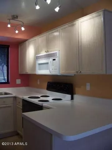 1005 W Aruba Dr, Gilbert, AZ 85233 photo 4
