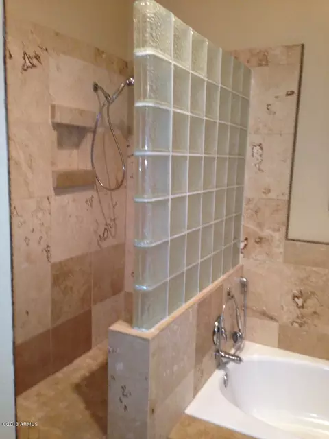 750 E Comstock St, Gilbert, AZ 85296 photo 9