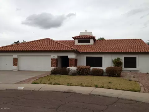 750 E Comstock St, Gilbert, AZ 85296 photo 4