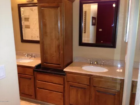 750 E Comstock St, Gilbert, AZ 85296 photo 5