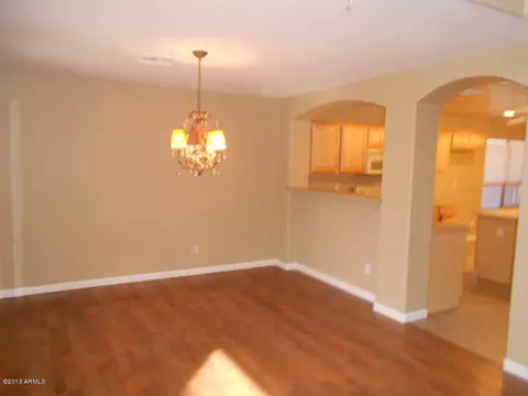 2709 E Branham Ln, Phoenix, AZ 85042 photo 5