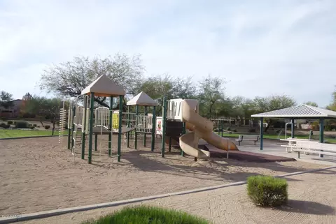 724 E Potter Dr, Phoenix, AZ 85024 photo 5