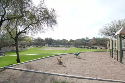 724 E Potter Dr, Phoenix, AZ 85024 photo 6